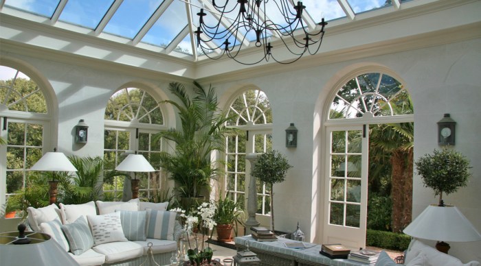 How to decorate like a conservatory room