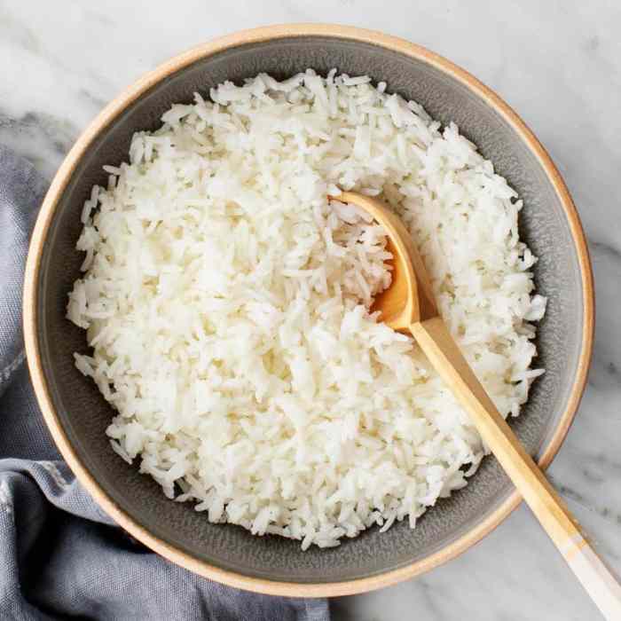 How to cook white rice caribbean style