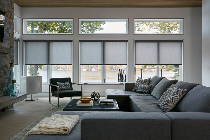 How to decorate wide short windows